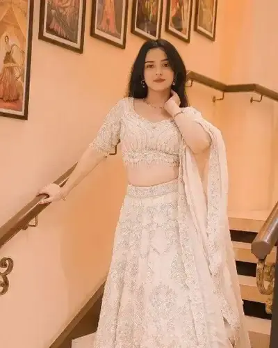 Escort Subarnapur